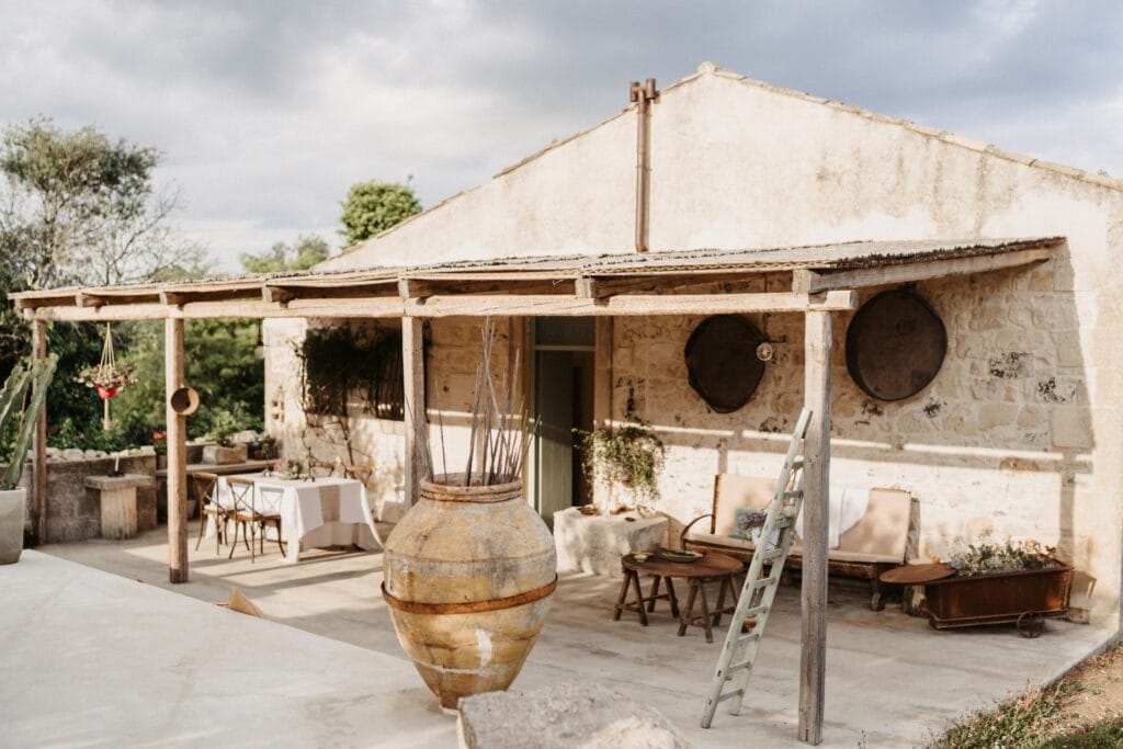 Cortile e fabbricati rurali di Ianco Noto Antica – Masseria & Rural Retreat.